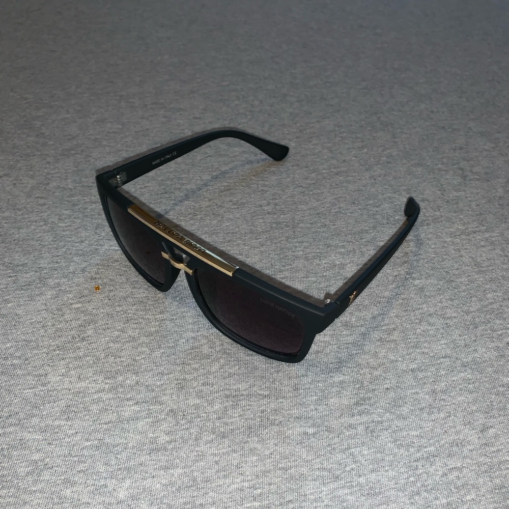 Louis Vuitton Unisex Sunglasses